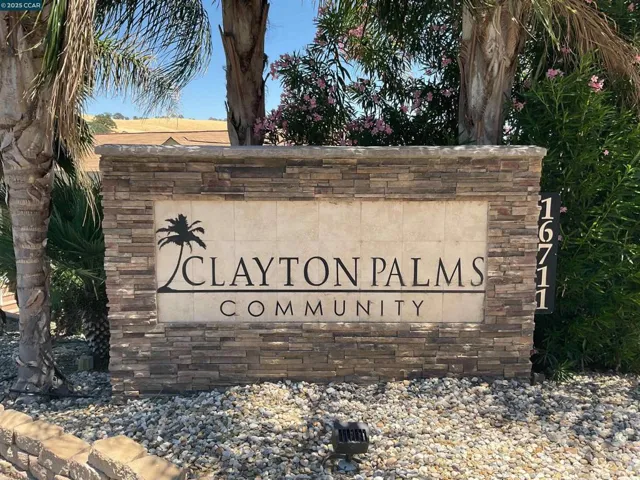 CLAYTON PALMS ALL AGE MANUFACTURED HOME PARK