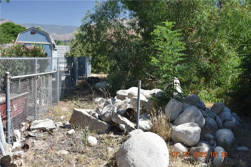 28986 Merris Street, Highland, California 92346 home-pic-3