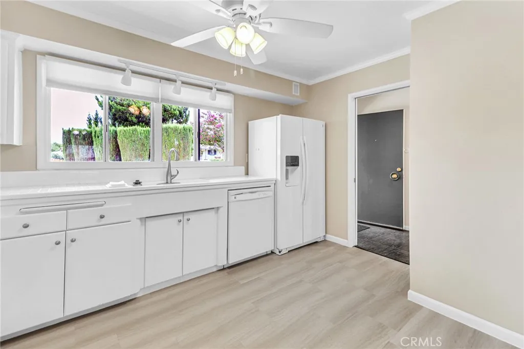 622 Esther Way, Redlands, California 92373 home-pic-3