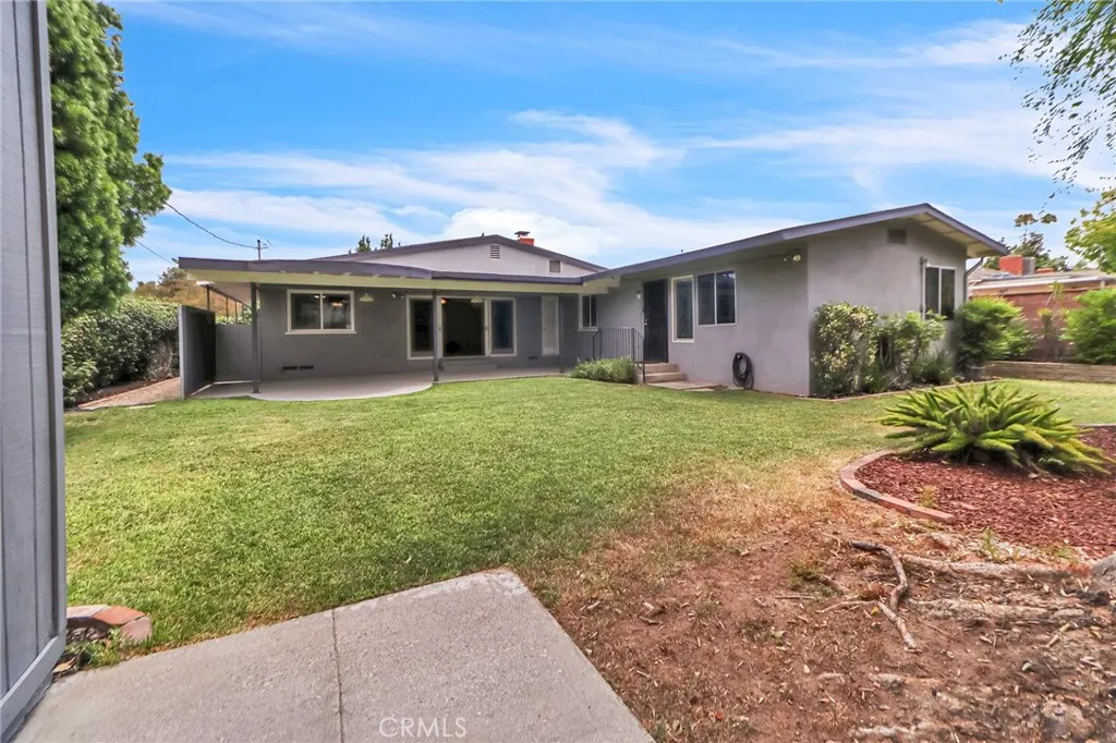 622 Esther Way, Redlands, California 92373 home-pic-32