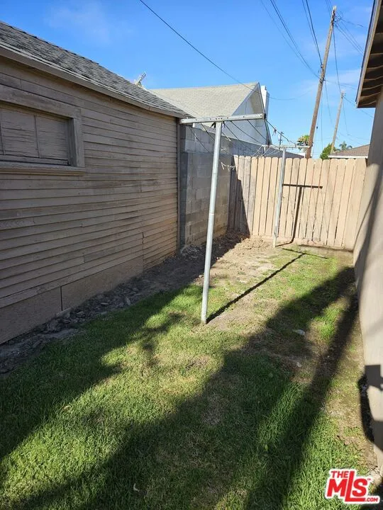 3961 W 64th Street, Los Angeles, California 90043 home-pic-7