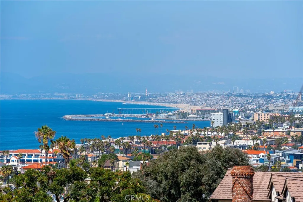 426 Via La Selva, Redondo Beach, California 90277 home-pic-1