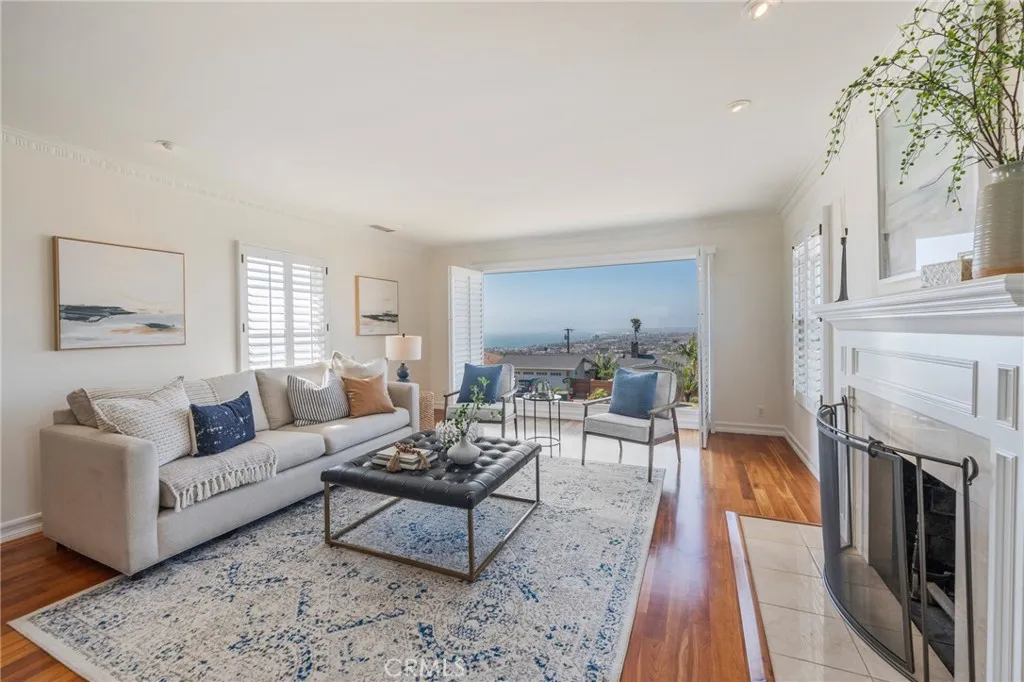 426 Via La Selva, Redondo Beach, California 90277 home-pic-0