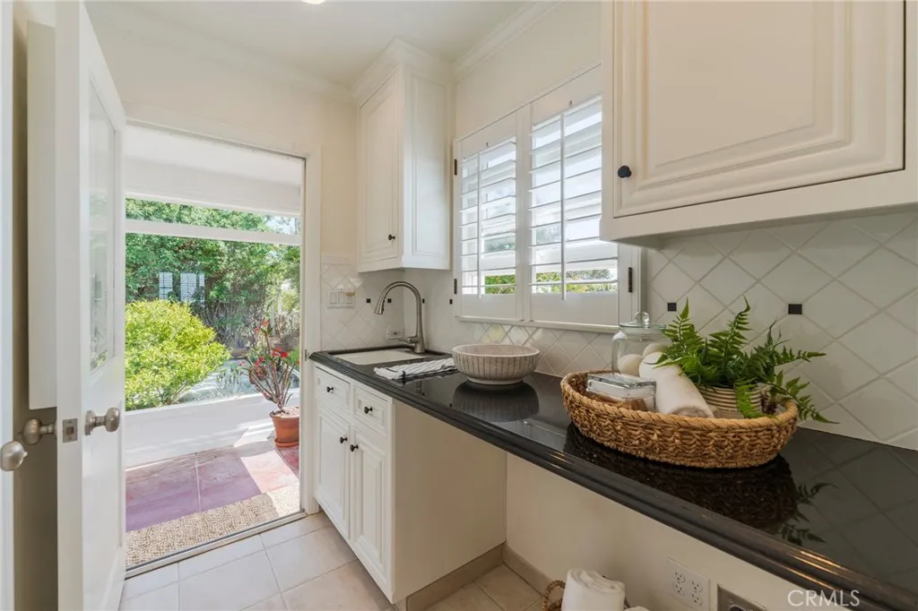 426 Via La Selva, Redondo Beach, California 90277 home-pic-19