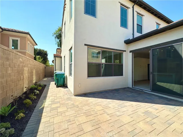 128 Hargrove, Irvine, California 92620