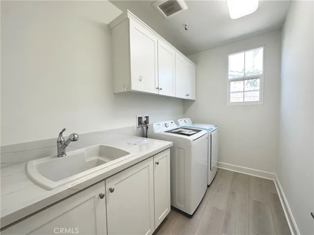 128 Hargrove, Irvine, California 92620