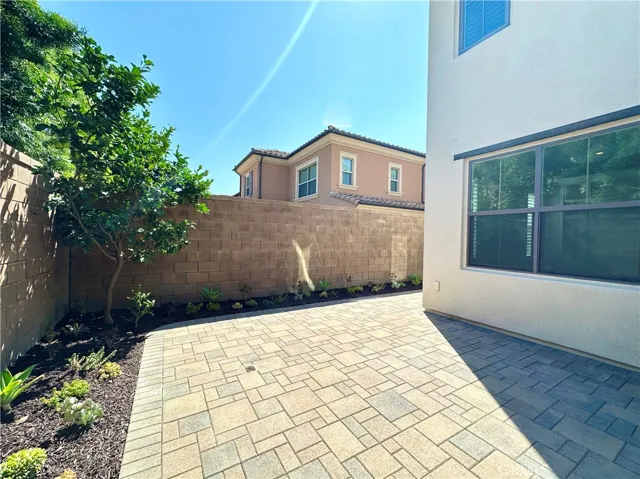 128 Hargrove, Irvine, California 92620