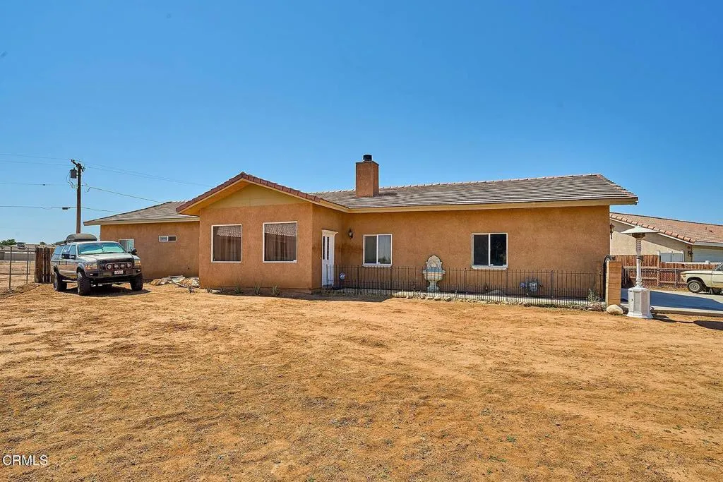 20151 Serrano Road, Apple Valley, California 92307 home-pic-3