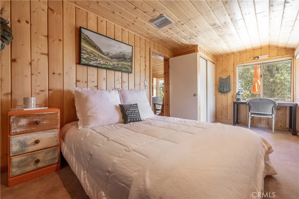 1118 Bruin Trail, Fawnskin, California 92333 home-pic-20