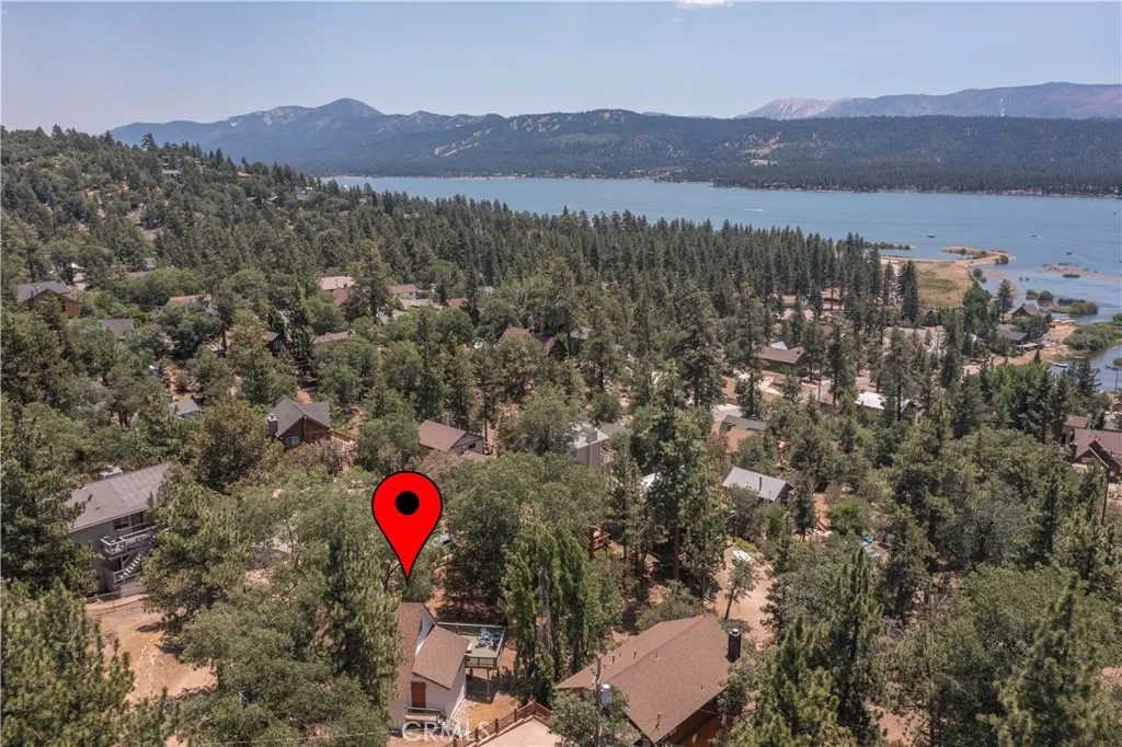 1118 Bruin Trail, Fawnskin, California 92333 home-pic-43