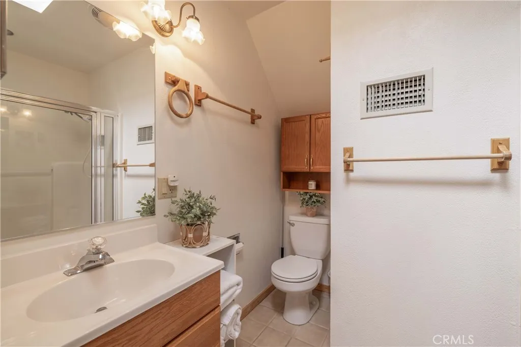 1118 Bruin Trail, Fawnskin, California 92333 home-pic-16