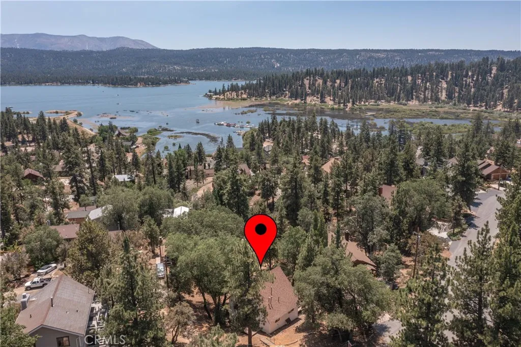 1118 Bruin Trail, Fawnskin, California 92333 home-pic-41