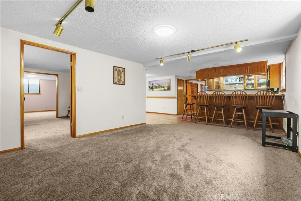 8870 Blanchard Avenue, Fontana, California 92335 home-pic-27