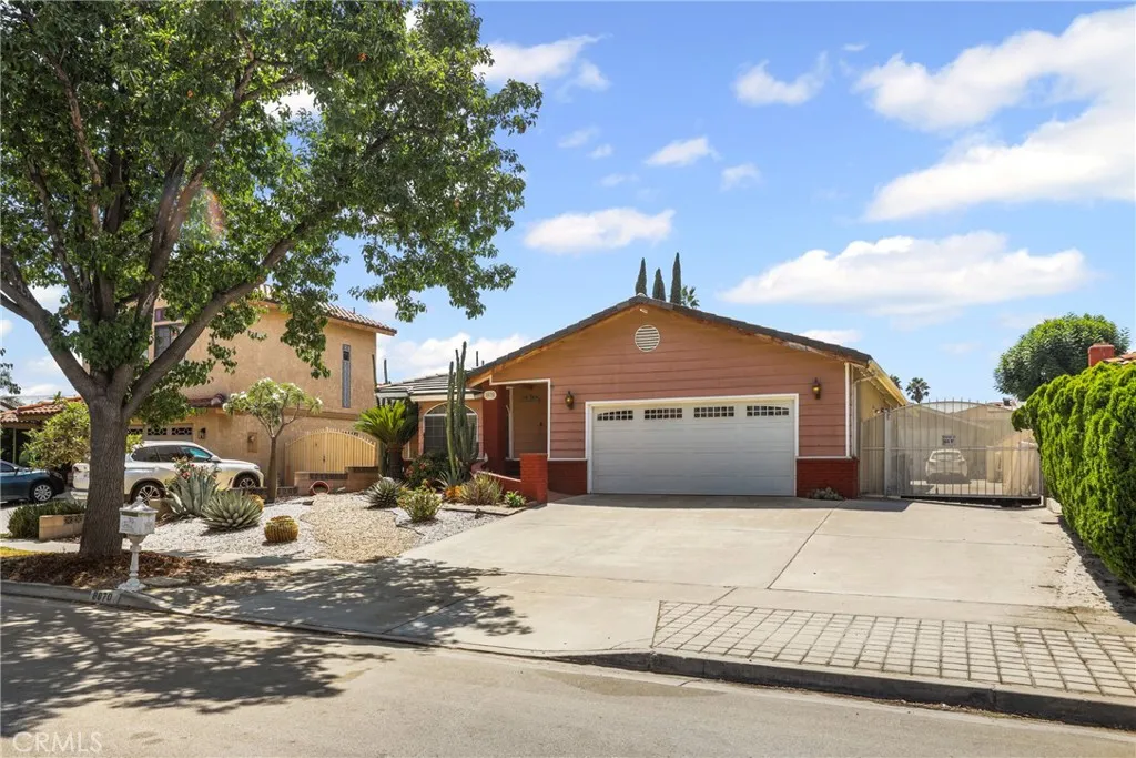 8870 Blanchard Avenue, Fontana, California 92335 home-pic-1