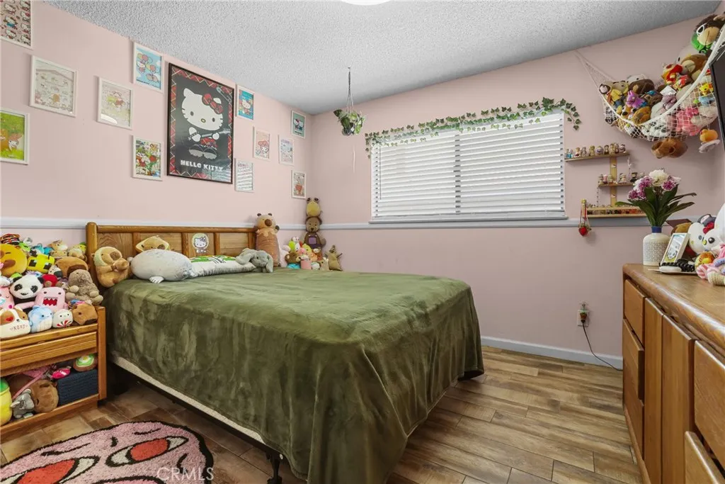 8870 Blanchard Avenue, Fontana, California 92335 home-pic-19