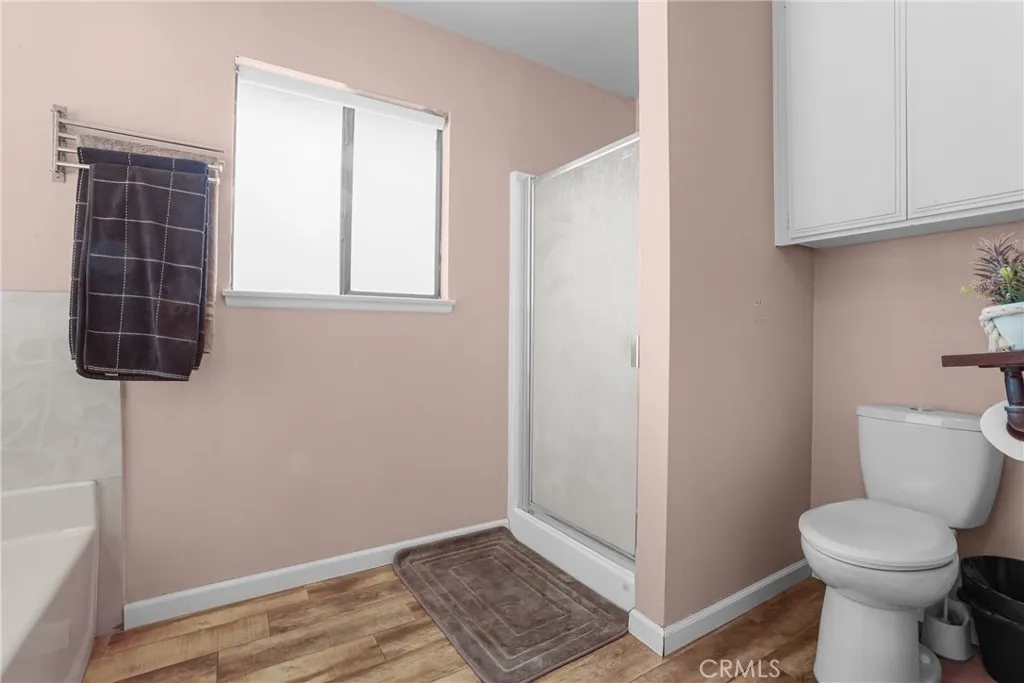 8870 Blanchard Avenue, Fontana, California 92335 home-pic-16