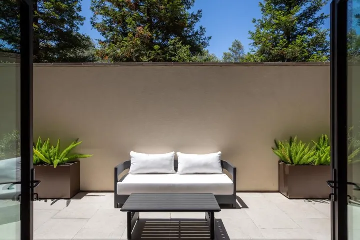 450 First Street 107, Los Altos, California 94022