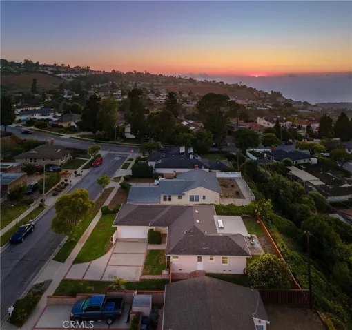 5527 Elmbank Road, Rancho Palos Verdes, California 90275