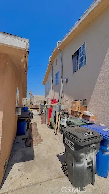 3844 Whiteside Street, East Los Angeles, California 90063 home-pic-6