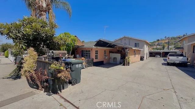 3844 Whiteside Street, East Los Angeles, California 90063 home-pic-2