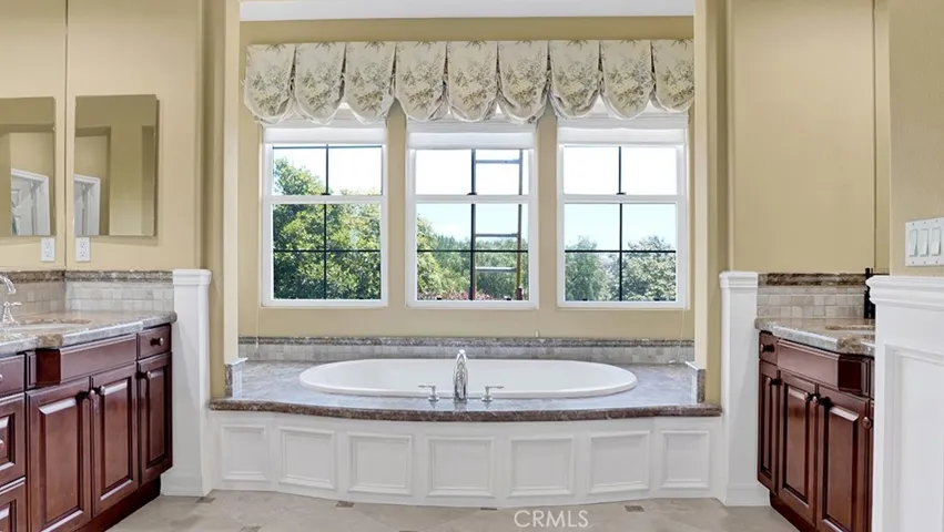 10 Calle Castillo, San Clemente, California 92673