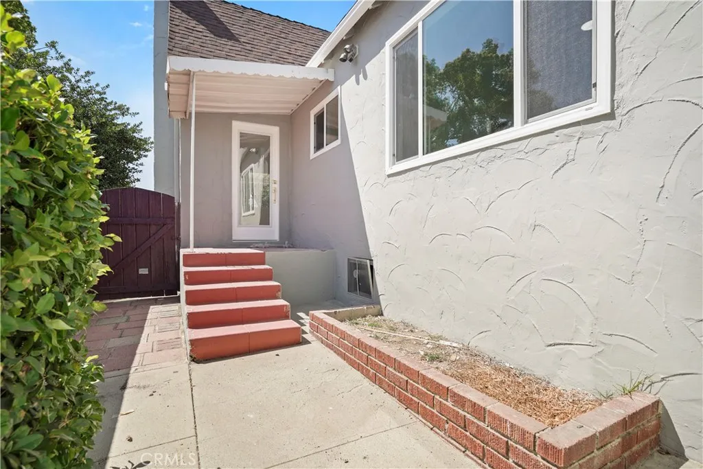 1230 Spazier Avenue, Glendale, California 91201 home-pic-21