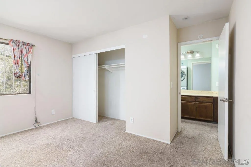 2414 Front St 11c, San Diego, California 92101 home-pic-29