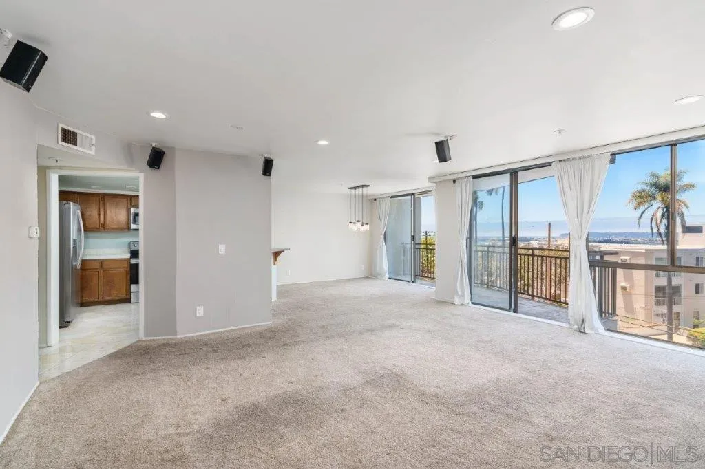 2414 Front St 11c, San Diego, California 92101 home-pic-15