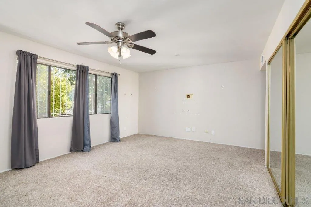 2414 Front St 11c, San Diego, California 92101 home-pic-24