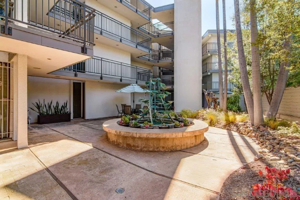 2414 Front St 11c, San Diego, California 92101 home-pic-7