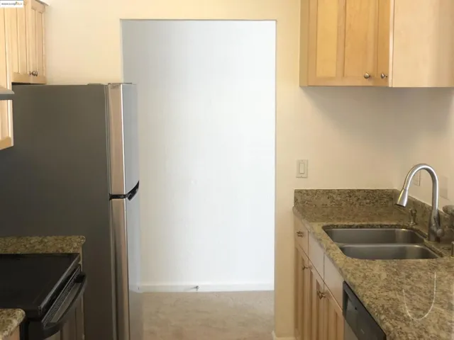 66 Fairmount Ave 420, Oakland, California 94611-5908