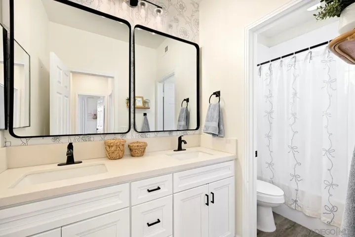 2348 Old Ranch Rd, Escondido, California 92027