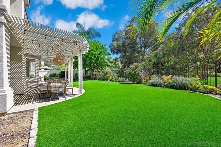 2348 Old Ranch Rd, Escondido, California 92027