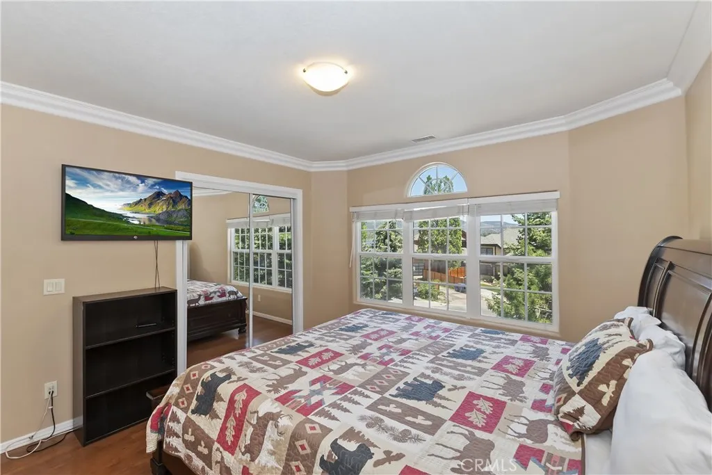 494 Lakeview Court, Big Bear Lake, California 92315 home-pic-29