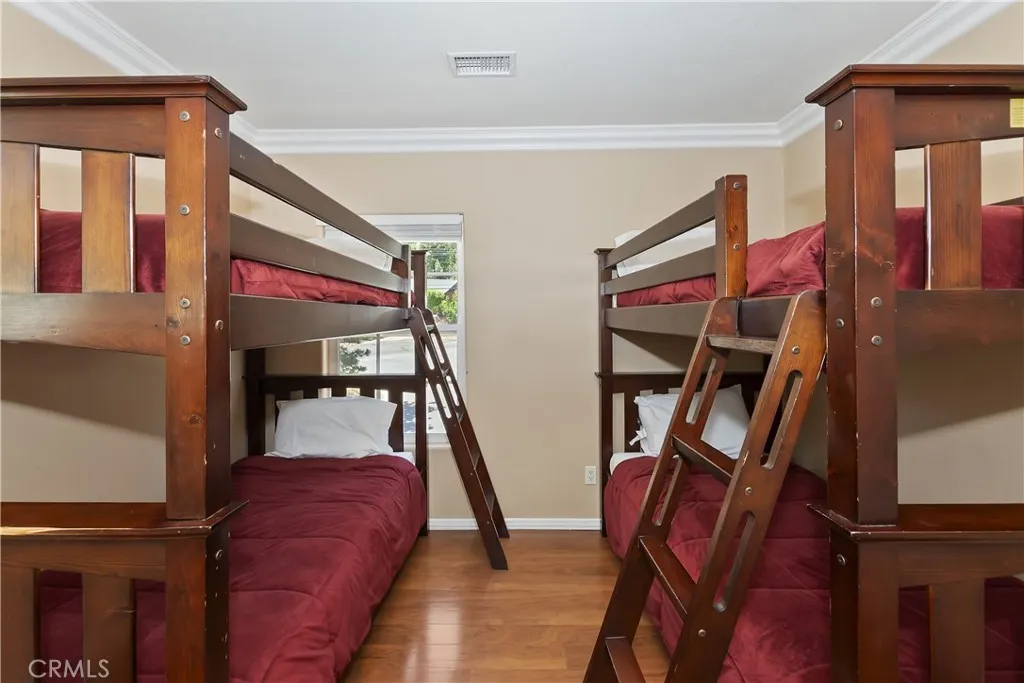 494 Lakeview Court, Big Bear Lake, California 92315 home-pic-41
