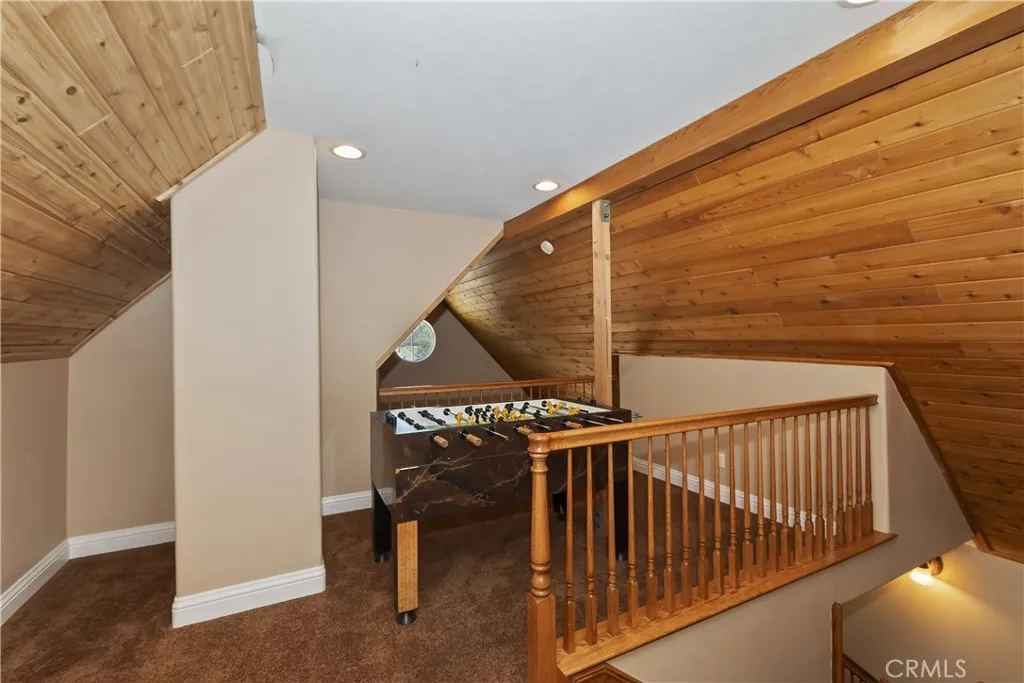494 Lakeview Court, Big Bear Lake, California 92315 home-pic-23