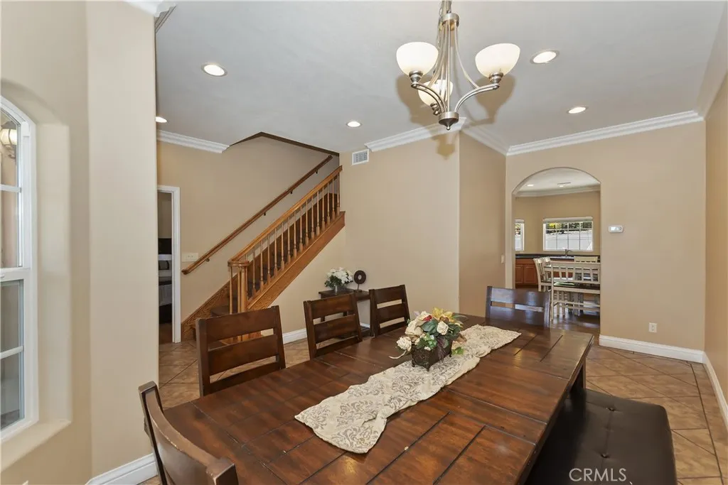 494 Lakeview Court, Big Bear Lake, California 92315 home-pic-18