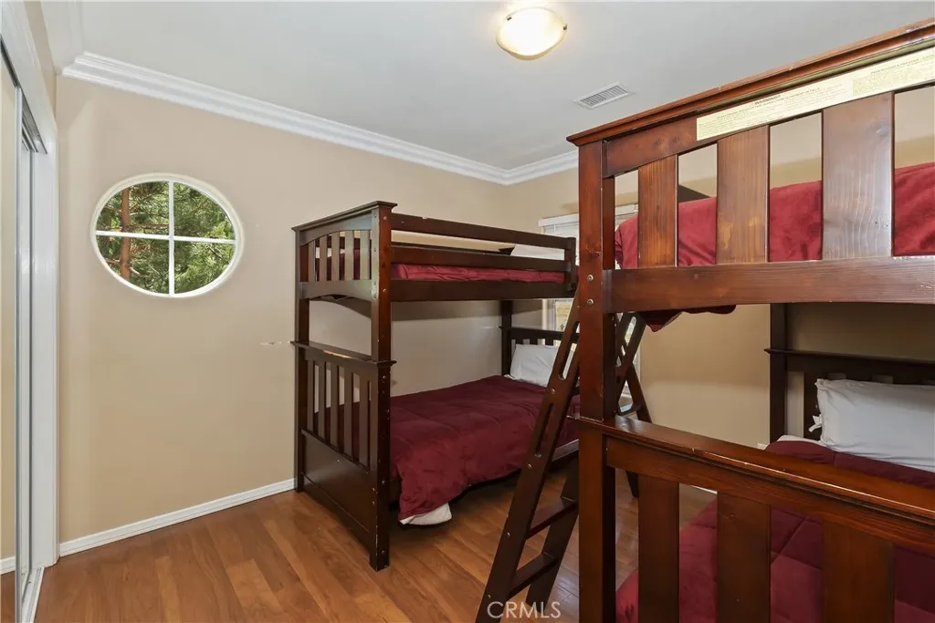 494 Lakeview Court, Big Bear Lake, California 92315 home-pic-40