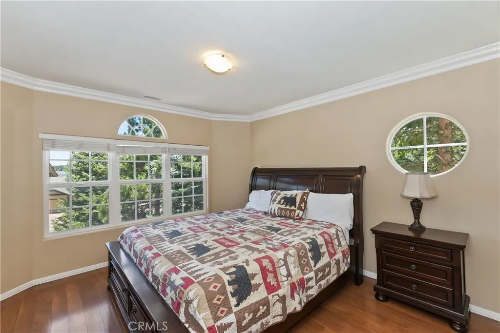 494 Lakeview Court, Big Bear Lake, California 92315 home-pic-28