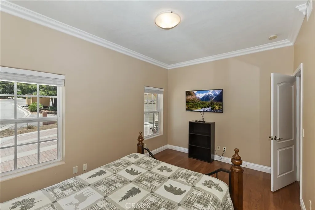 494 Lakeview Court, Big Bear Lake, California 92315 home-pic-33