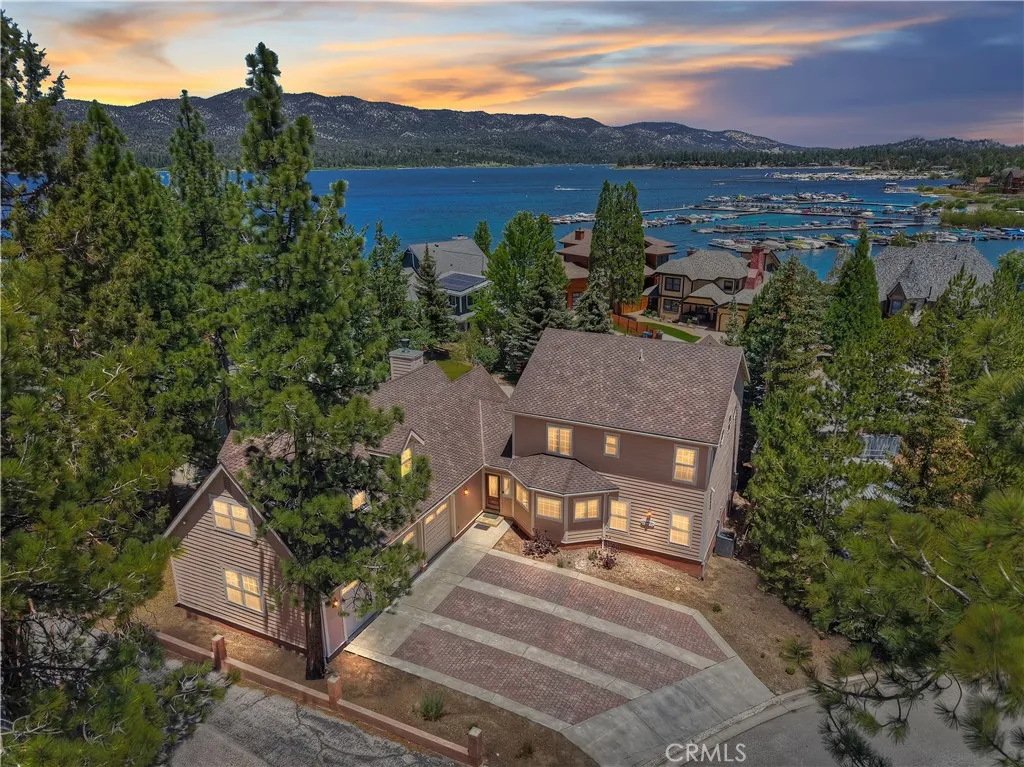 494 Lakeview Court, Big Bear Lake, California 92315 home-pic-1