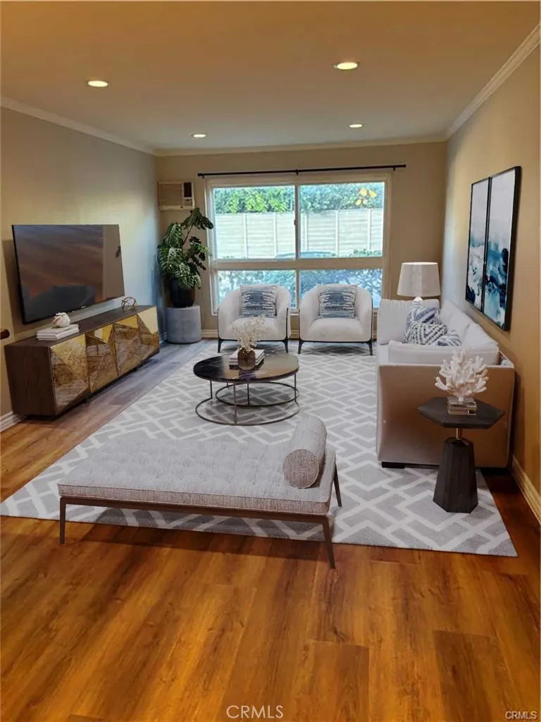 5585 E Pacific Coast Highway 154, Long Beach, California 90804, 2 Bedrooms Bedrooms, ,2 BathroomsBathrooms,Residential,For Sale,Pacific Coast,SR25154787