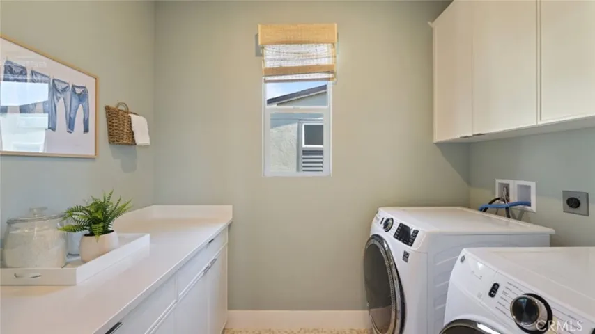 Photos shown are of model only- not actual homesite.