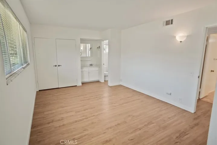 1138 N Valley Street, Burbank, California 91505