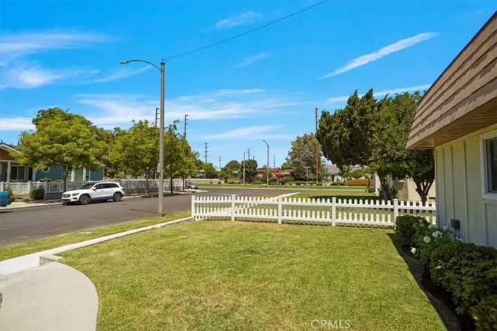 1138 N Valley Street, Burbank, California 91505