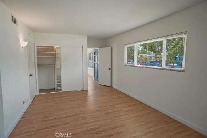 1138 N Valley Street, Burbank, California 91505