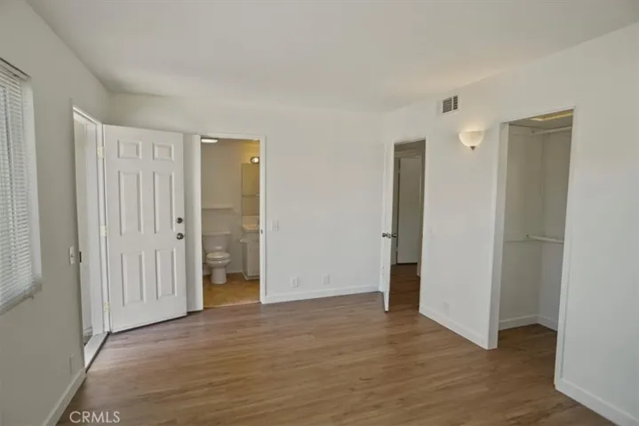 1138 N Valley Street, Burbank, California 91505