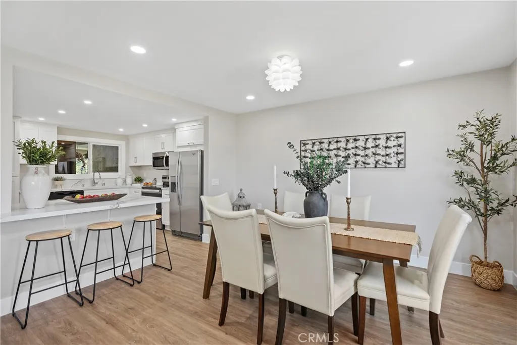 4025 Calle Sonora Este 2c, Laguna Woods, California 92637, 2 Bedrooms Bedrooms, ,2 BathroomsBathrooms,Residential,For Sale,Calle Sonora Este,OC25148491