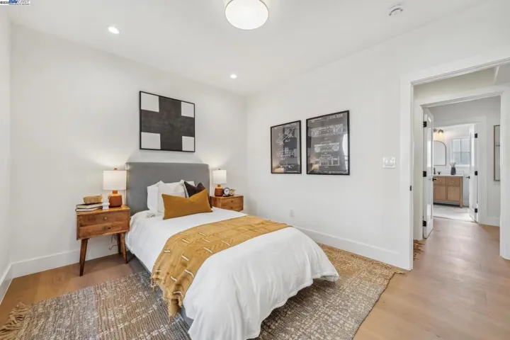 1127 Wellington Street, Oakland, California 94602