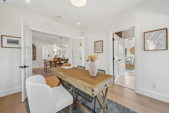 1129 Wellington Street, Oakland, California 94602